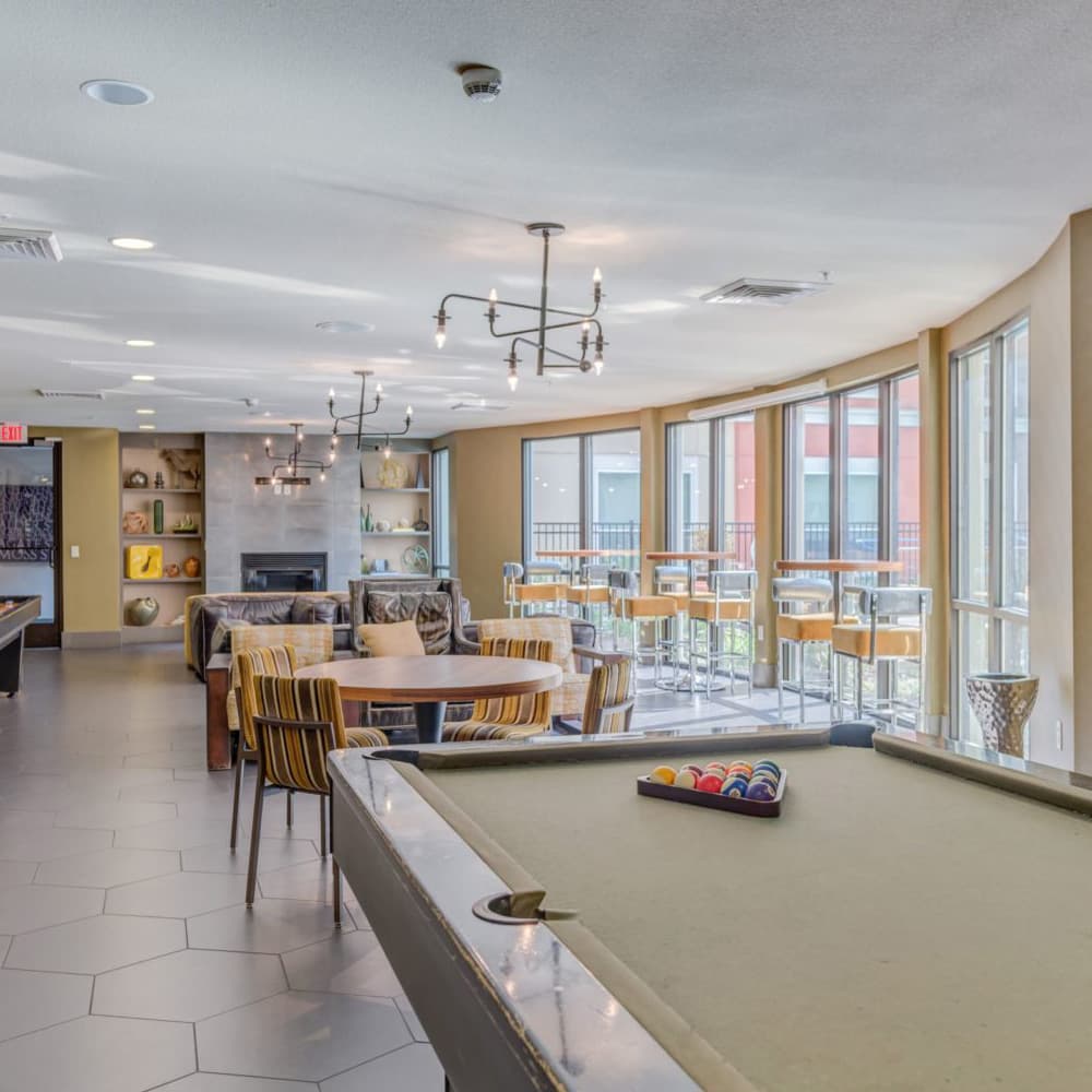 13th-Olive-Pool-Table4